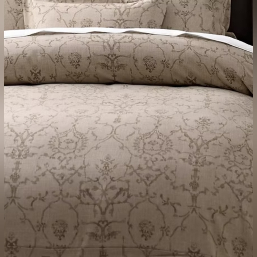 Restoration Hardware King Duvet Cover - Italian Vintage Trellis Design